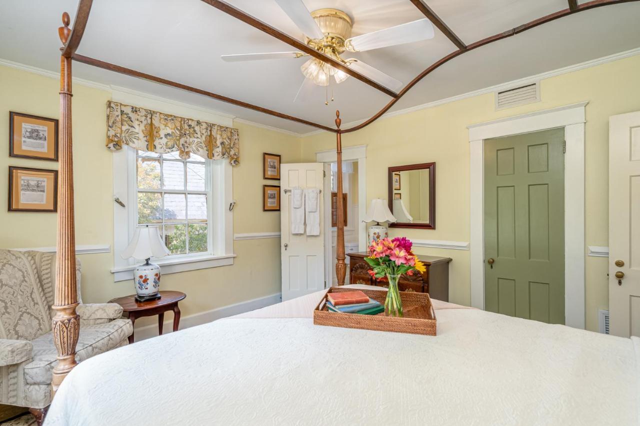 Cedars Of Williamsburg Bed & Breakfast Ngoại thất bức ảnh