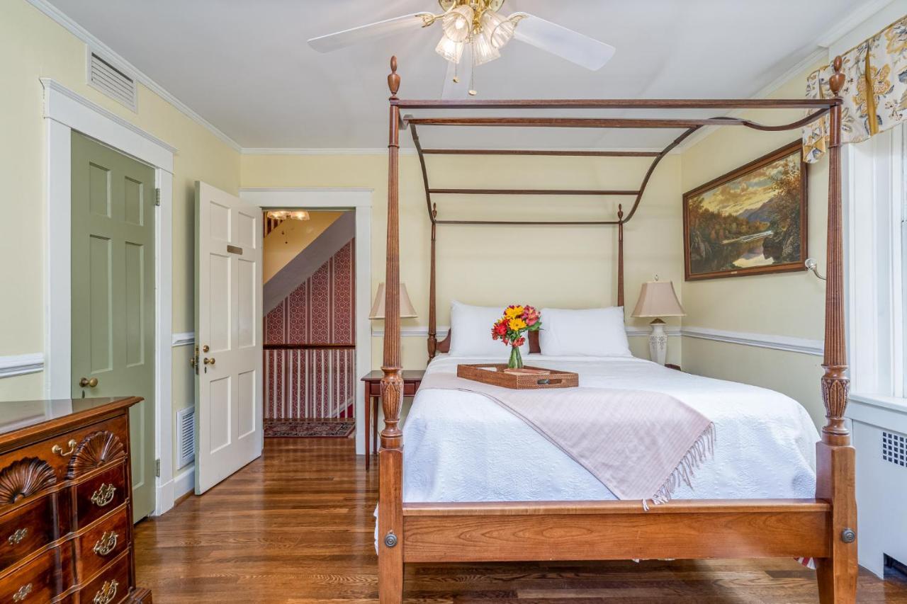 Cedars Of Williamsburg Bed & Breakfast Ngoại thất bức ảnh