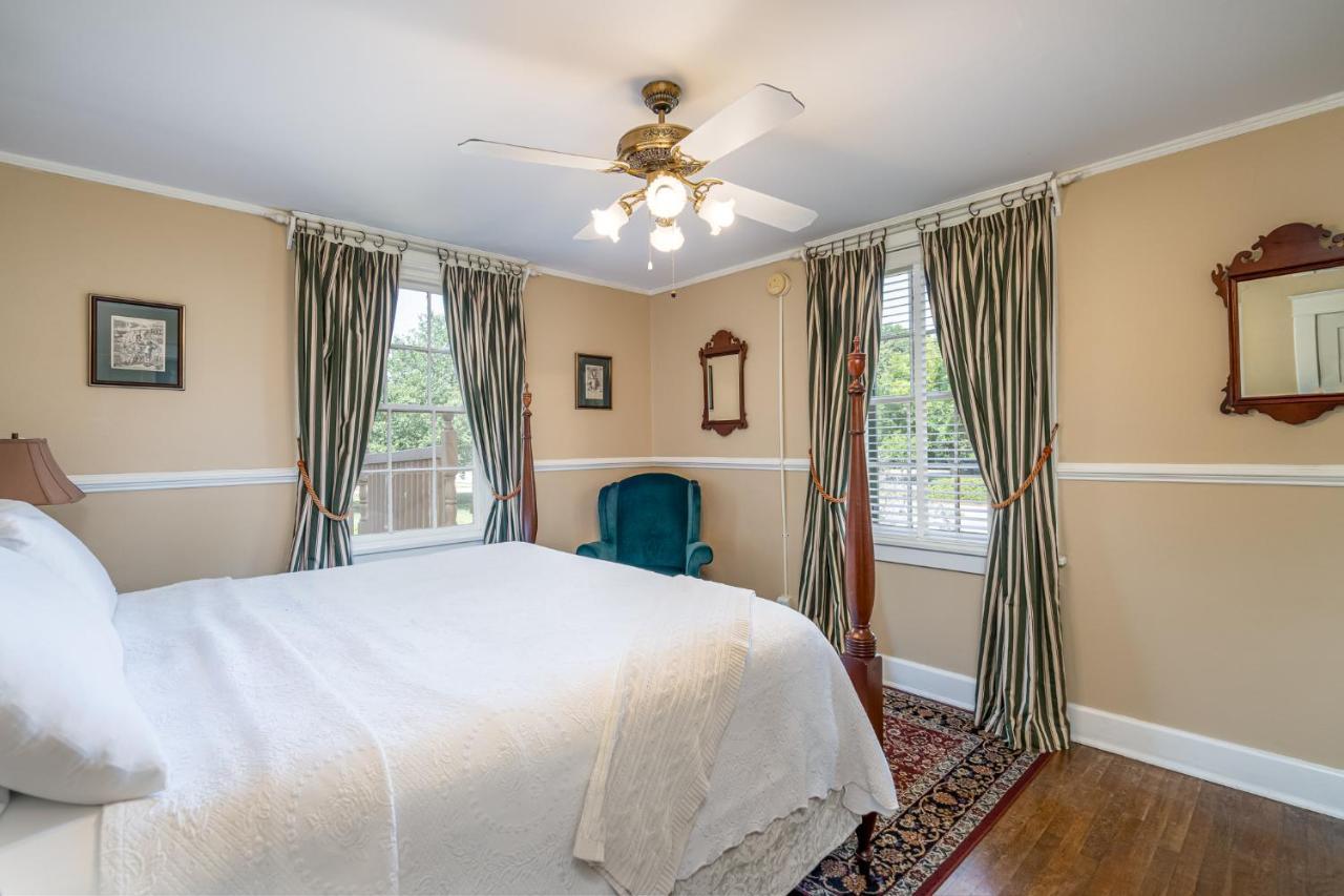 Cedars Of Williamsburg Bed & Breakfast Ngoại thất bức ảnh