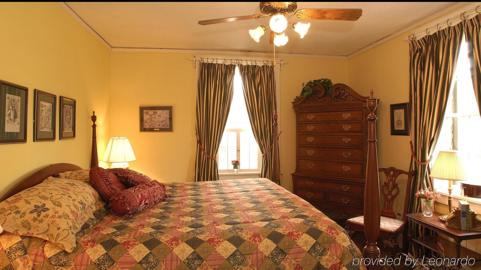 Cedars Of Williamsburg Bed & Breakfast Ngoại thất bức ảnh