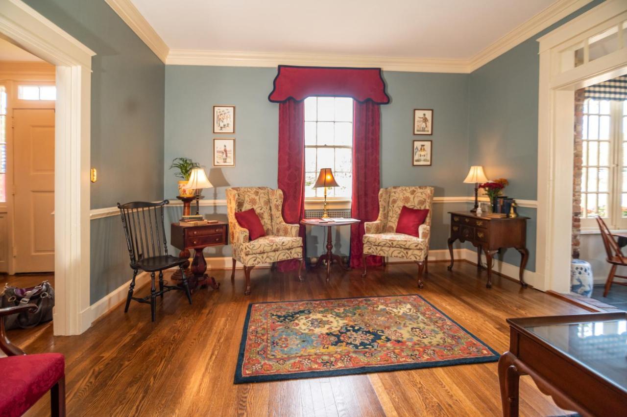 Cedars Of Williamsburg Bed & Breakfast Ngoại thất bức ảnh